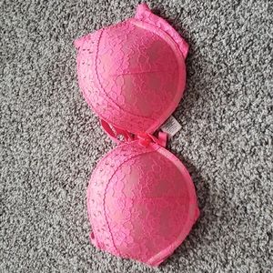 Pink bra slight push up